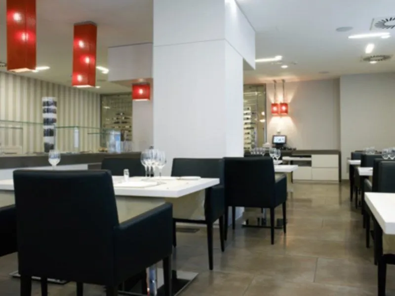Hotel NH Genova Centro