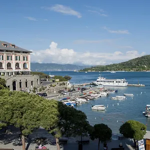 Grand Portovenere פורטו ונרה