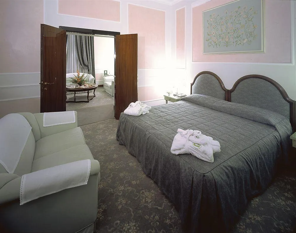 Nh Genova Centro Hotel  Genoa